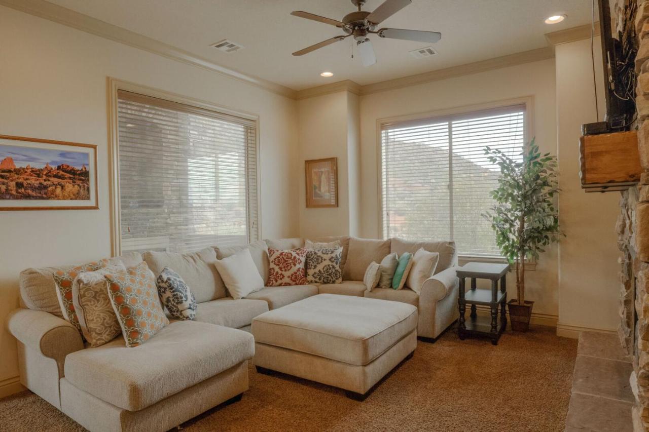 Apartment H7-heavenly-ground Floor 3-bedroom Hillside View Hurricane
