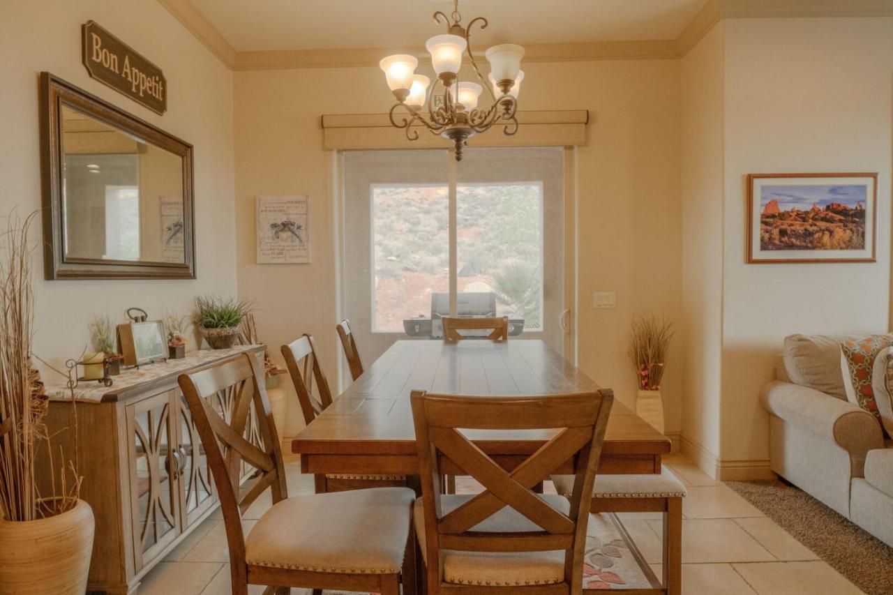 H7-heavenly-ground Floor 3-bedroom Hillside View Apartment Hurricane